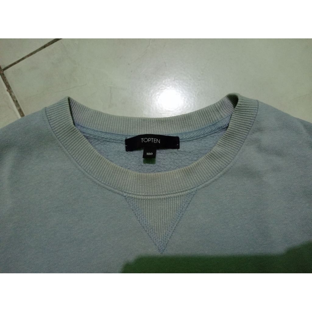 sweater/Crewneck pria dan wanita baby blue