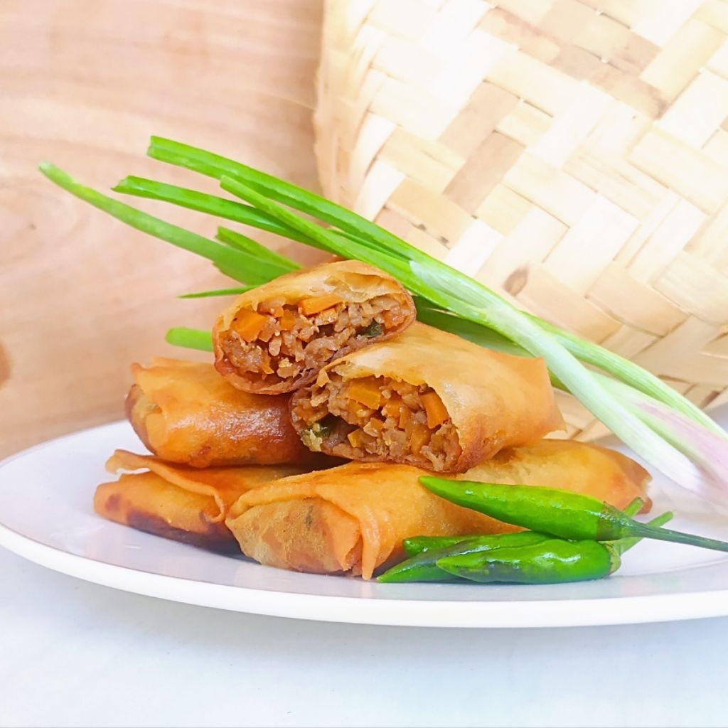 

LUMPIA BY HOMEYO ISI 10 | SPRING ROLL | FROZEN FOOD | INSTAN