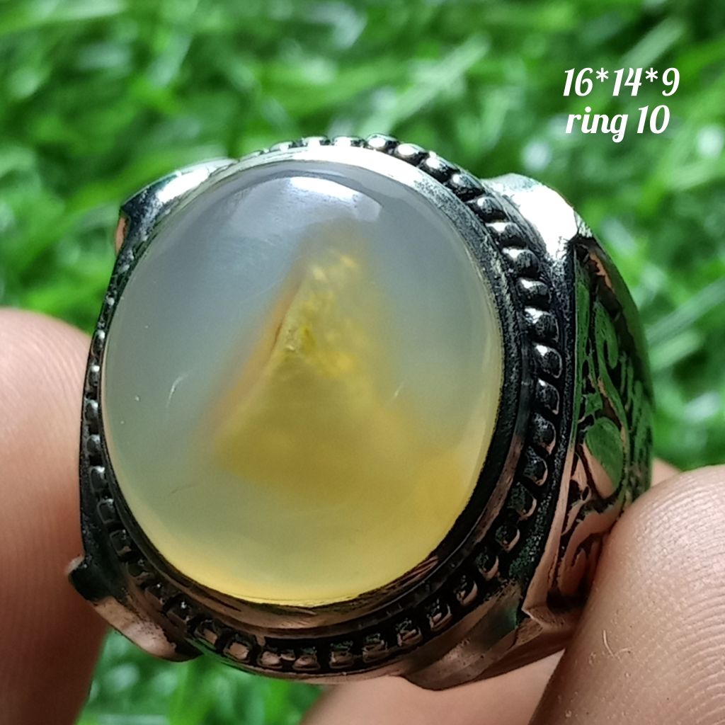cincin akik yakut