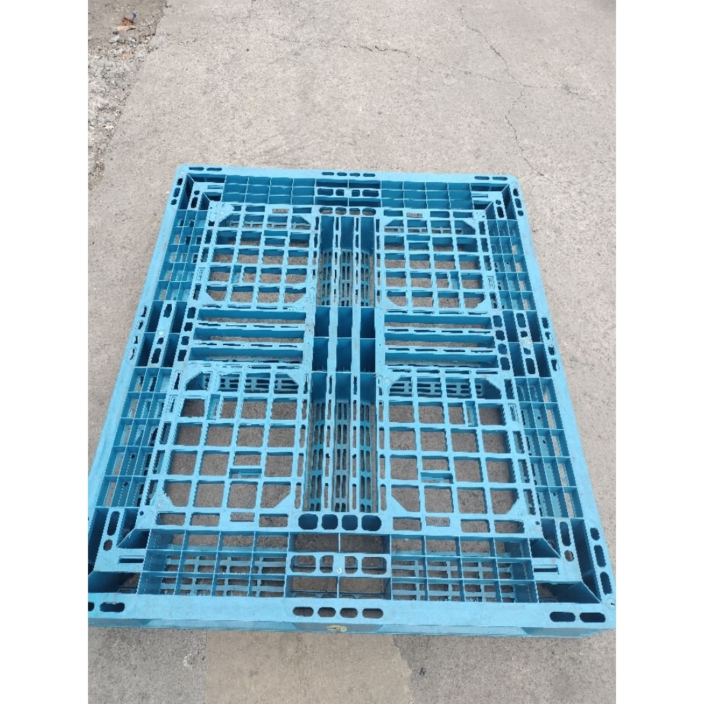 

Palet plastik bekas berkualitas Uk 120x100x15cm