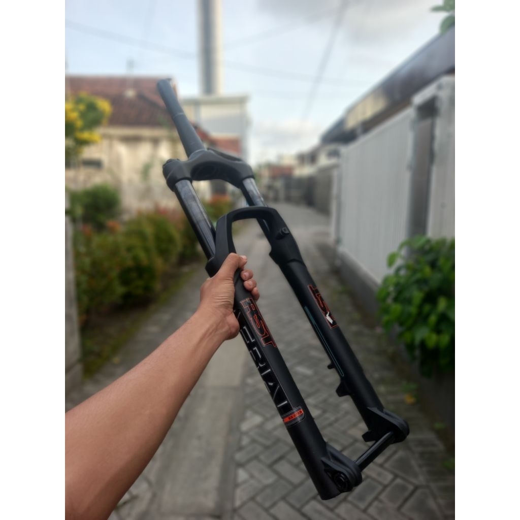 fork Rst Aerial air 27,5/29 travel 120