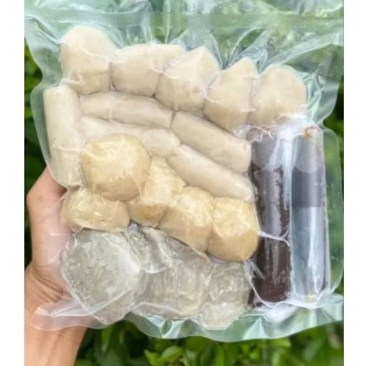 

Pempek ikan khas Palembang isi 20 pcs