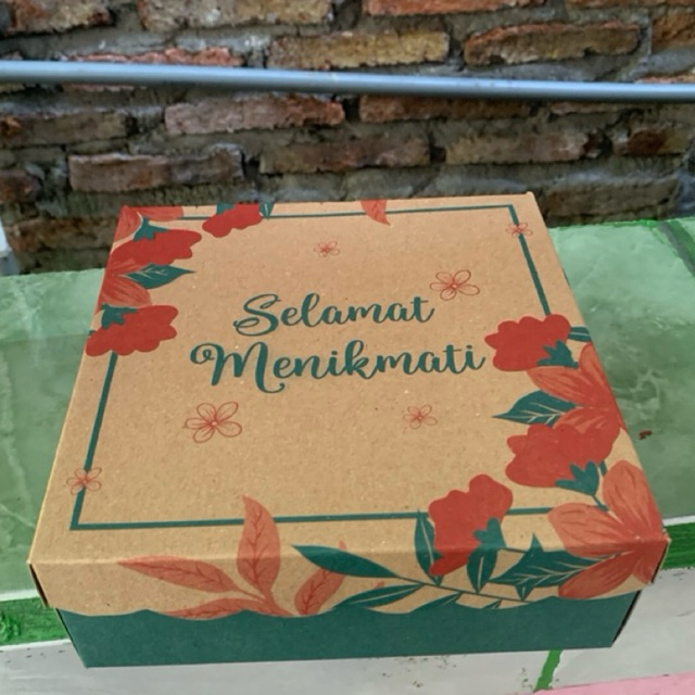 

Box Motif Kardus Snack/nasi/kue. Kardus Uk 15x15 cm.