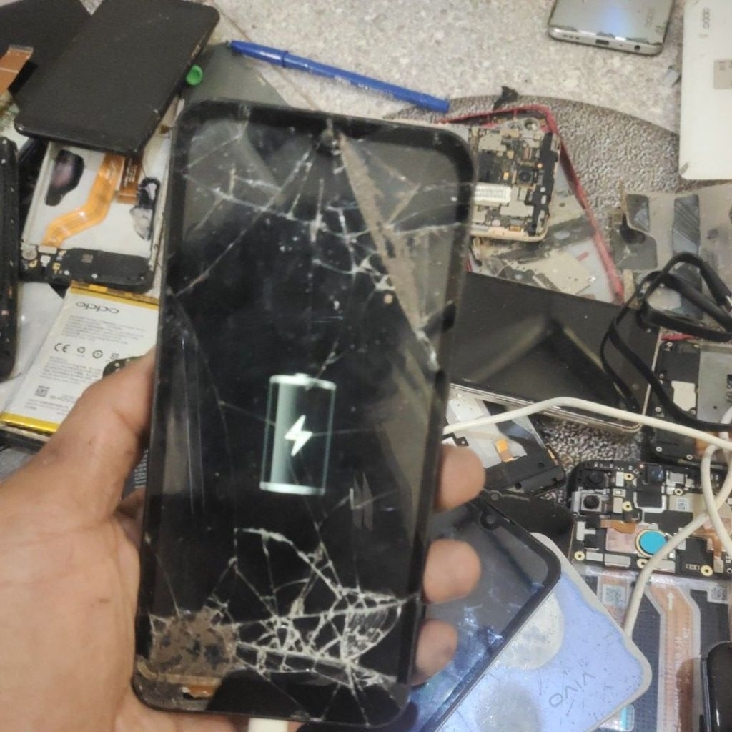 itel a26 ram 2/32 minus lcd barang sesuai di foto