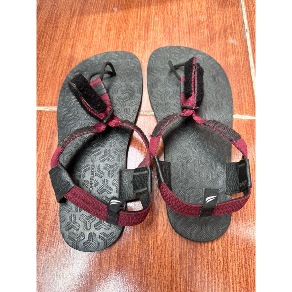 Preloved - Pyopp Fledge Jelajah - Maroon - Size 41