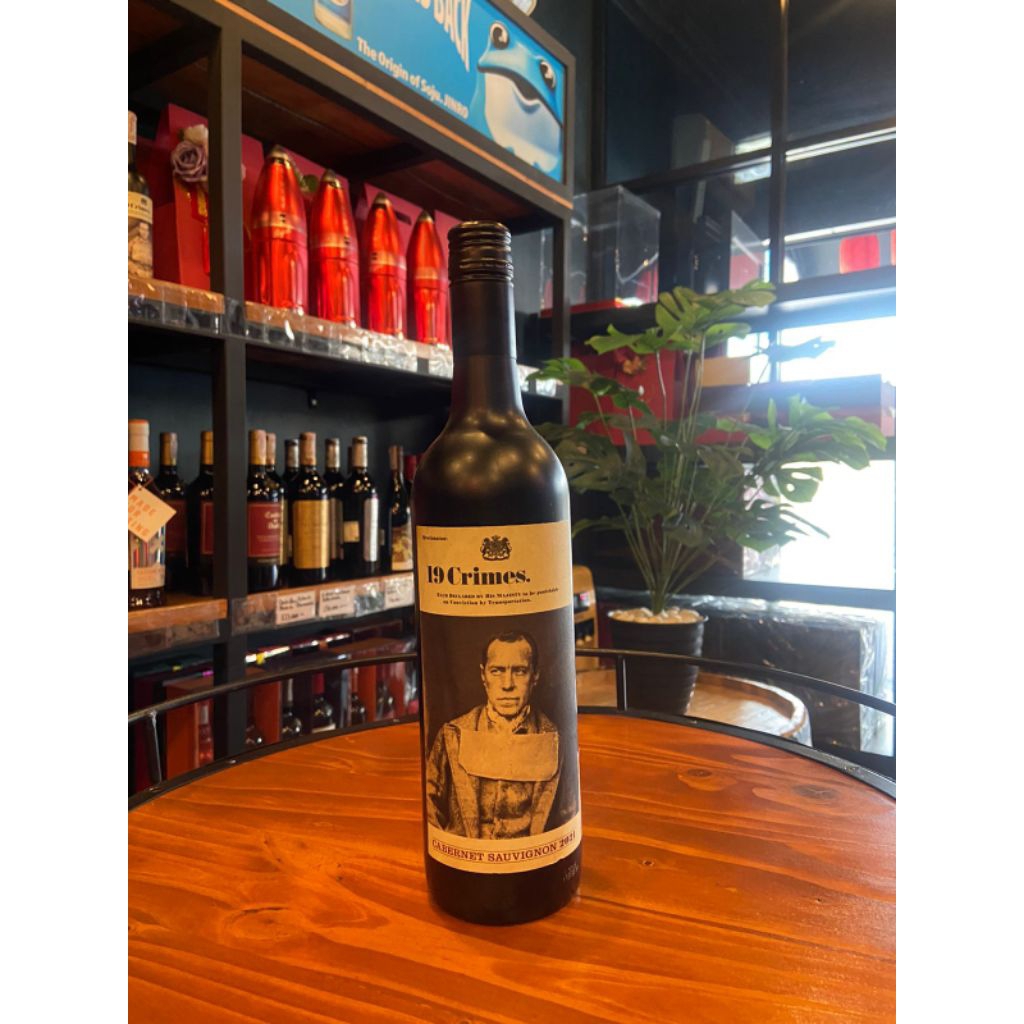 

19 CRIMES CAB. SAUV 750ML