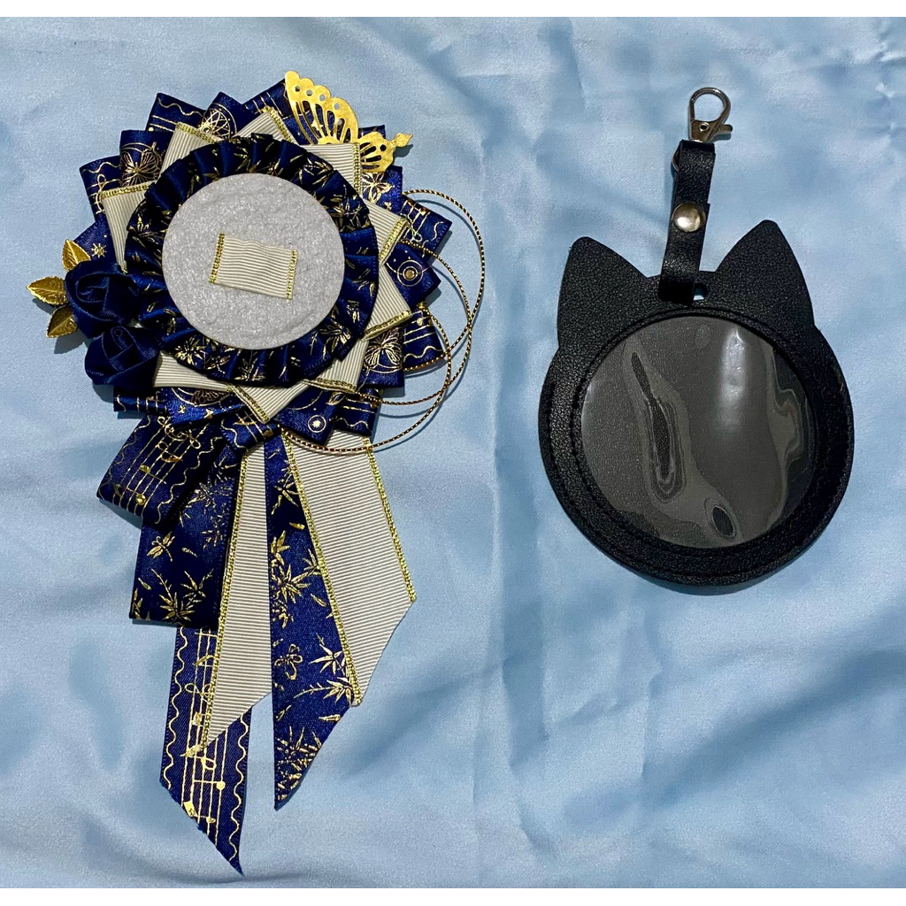 

[PRELOVED] Rosette Badge 58mm Leather Case Black Cat 75mm