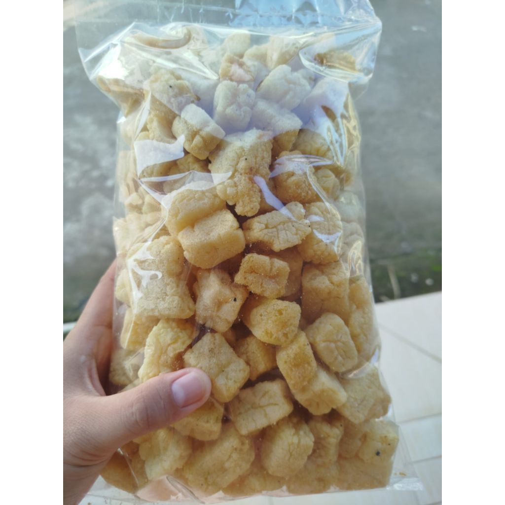 

Kerupuk Rambak Dadu