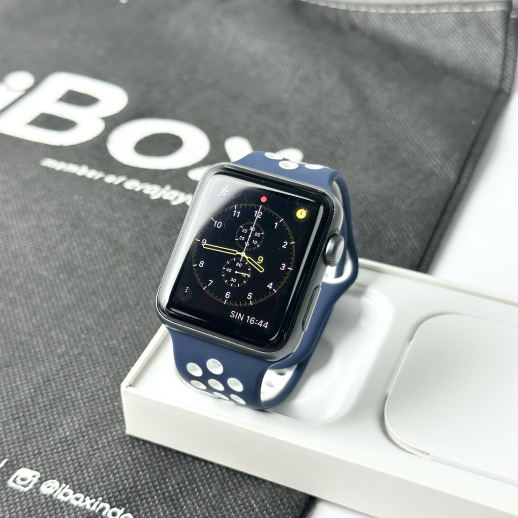 Apple Watch Series 3 42mm iBox iwatch Eks Garansi Resmi iBox