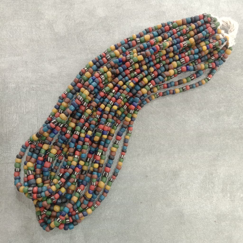 kalung adipati dolken/aksesoris murah/manik indopacifik/manik jombang