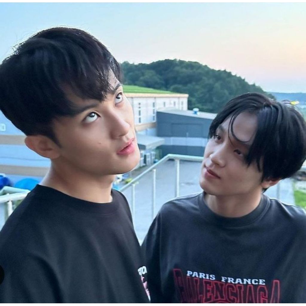 BOOKED POTOCARD JENO MARK BY @dnghchn