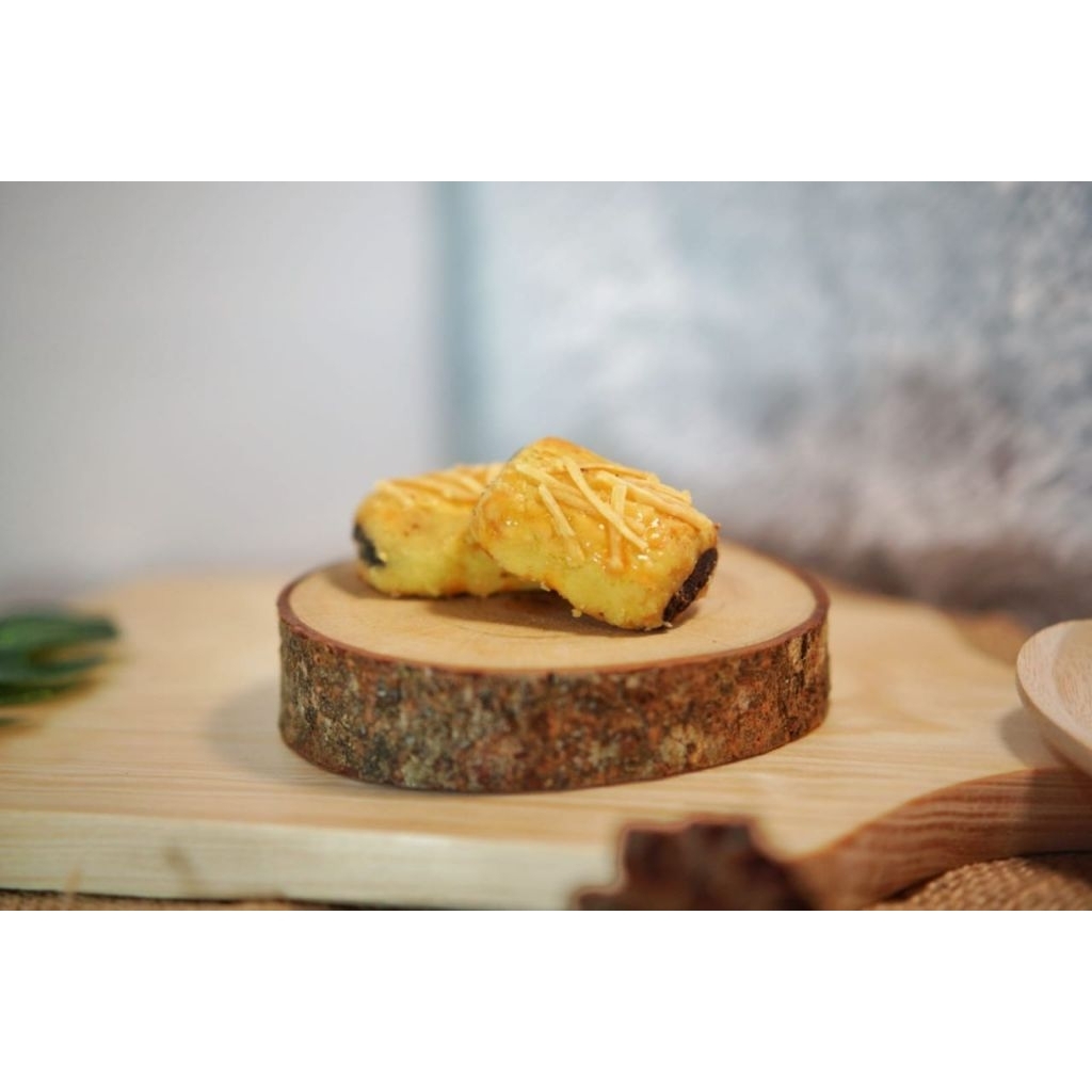 

Kastengel Coklat Premium