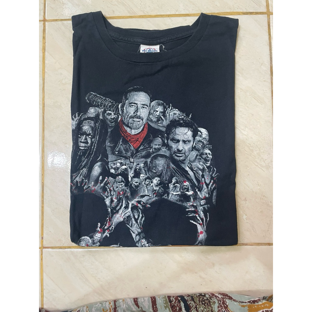 KAOS OVERSIZE VINTAGE/BAJU BAND SECOND VINTAGE