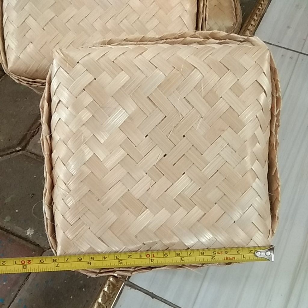 Besek 18X18 Besek Bambu Besek Kurban Besek Daging Besek Genduri Besek Hajatan Besek Hampers Besek So