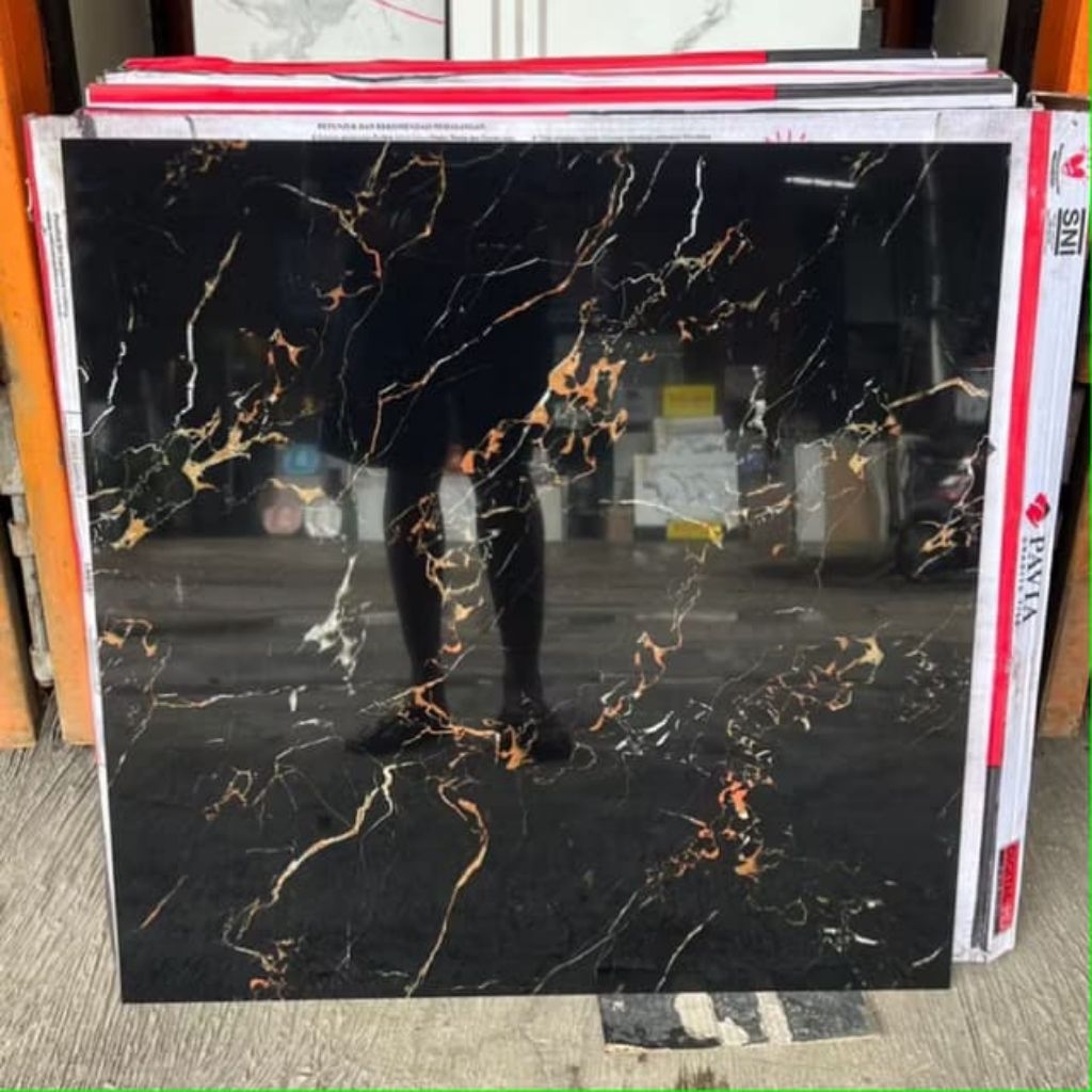 granit 60x60 salvia black