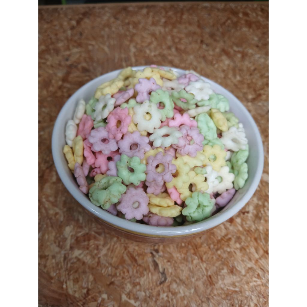 

PILUS SAKURA ASIN GURIHH ENAK CEMILAN JADUL