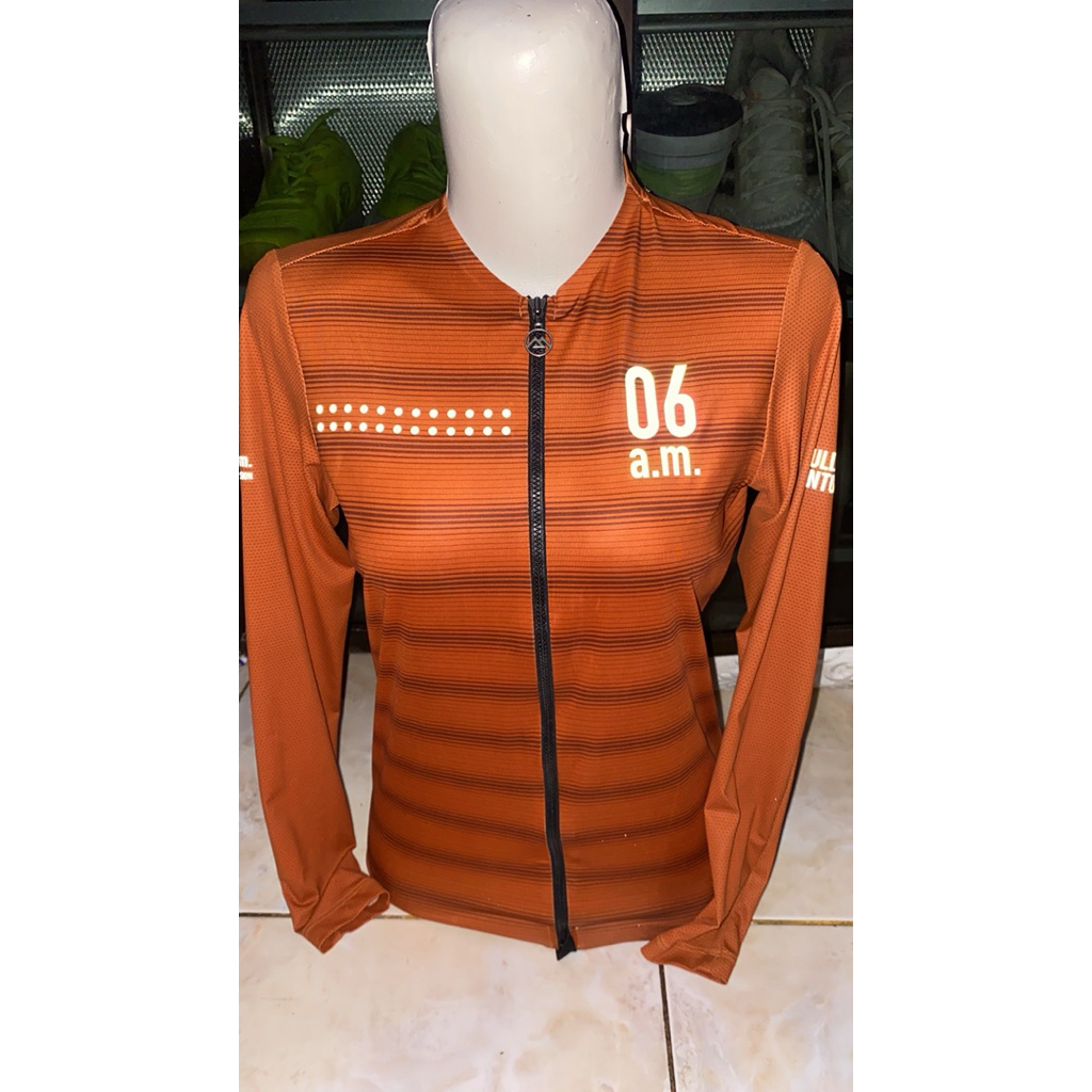 jersey sepeda monton second size L women like new