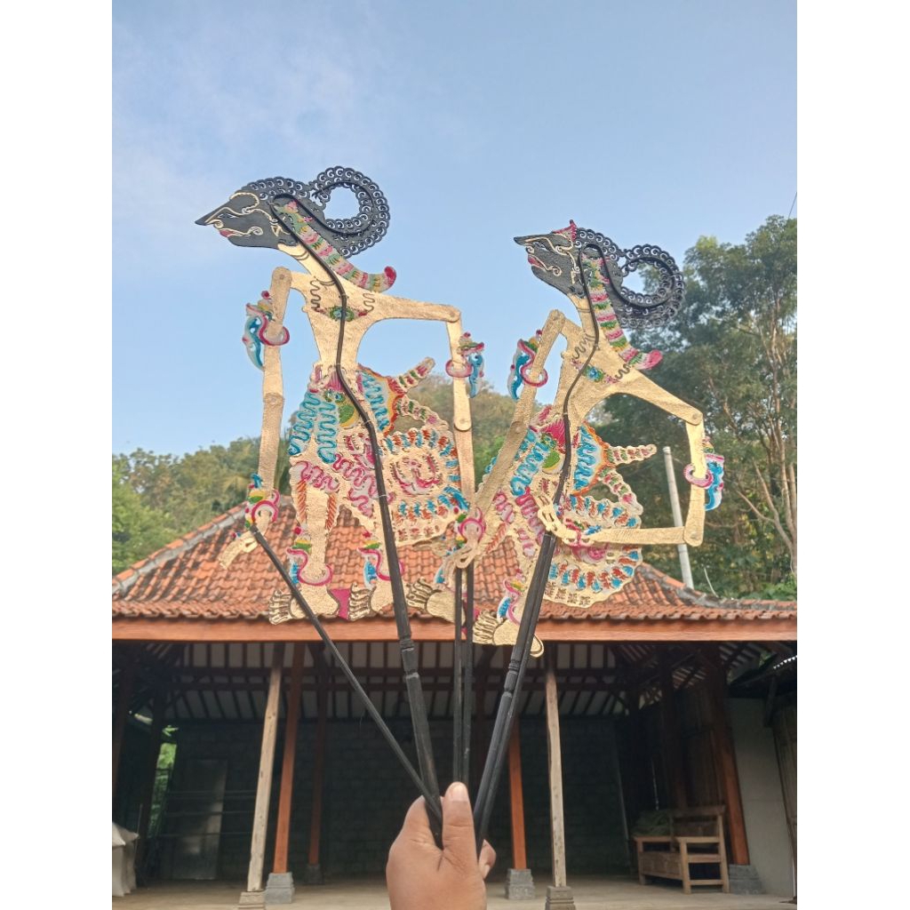 wayang kulit Nakula & Sadewa