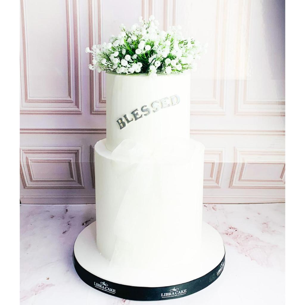 

Kue Ulang Tahun/Birthday Cake/Kue Ultah Tema White baby breath/Kue white 2 tier
