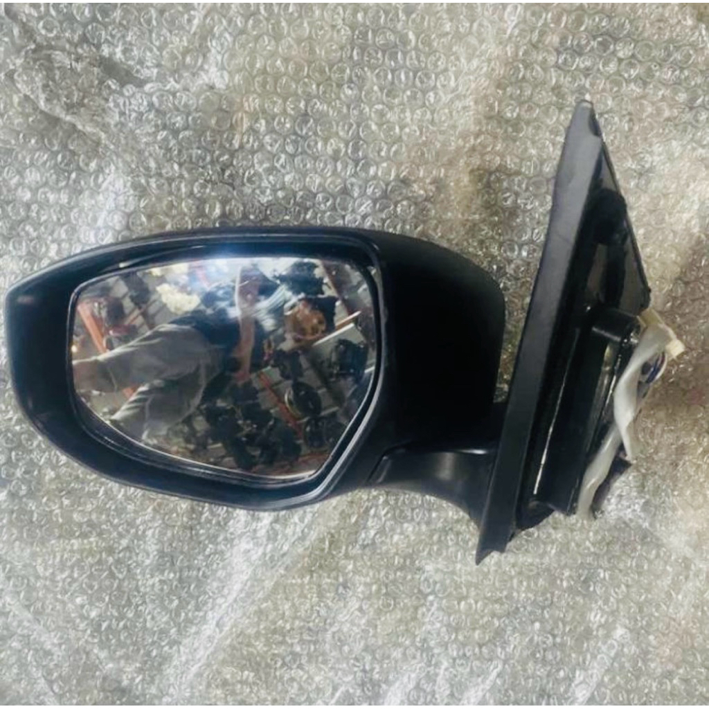Spion Nissan Livina L11
