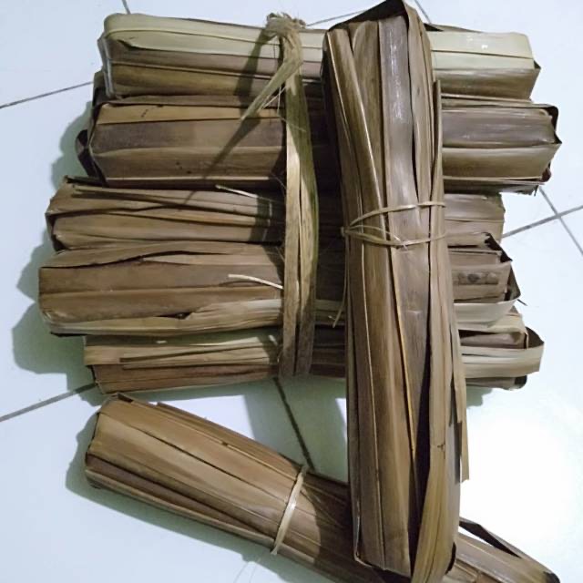 

GULA AREN 100% ASLI SUMEDANG (TANPAPENGAWET)