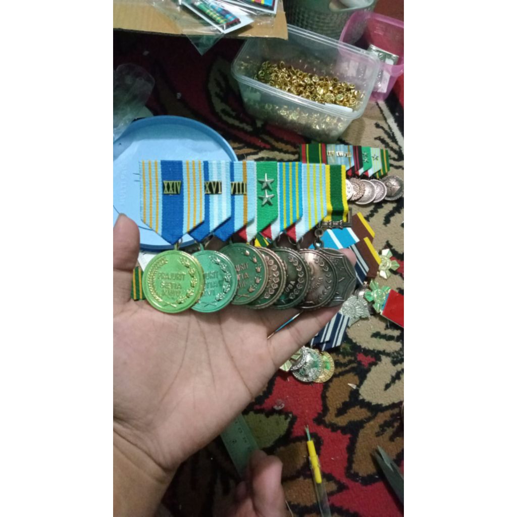 Tanda Jasa mendali PDU I, II, IV ✨Satya Lencana PDU I, II, IV mendali besar TNI✨Tanda jasa Polri✨Sat