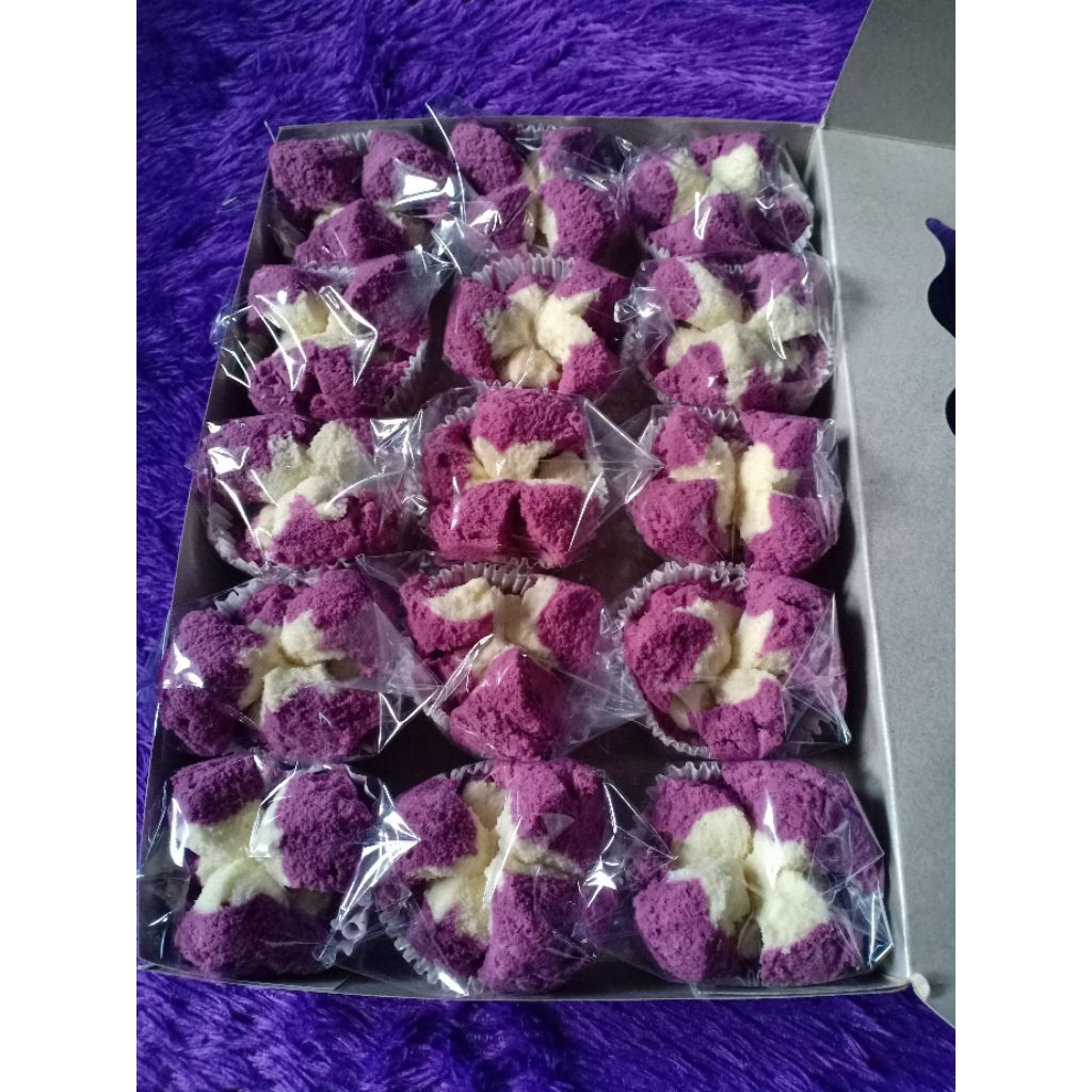 

bolu kukus mekar