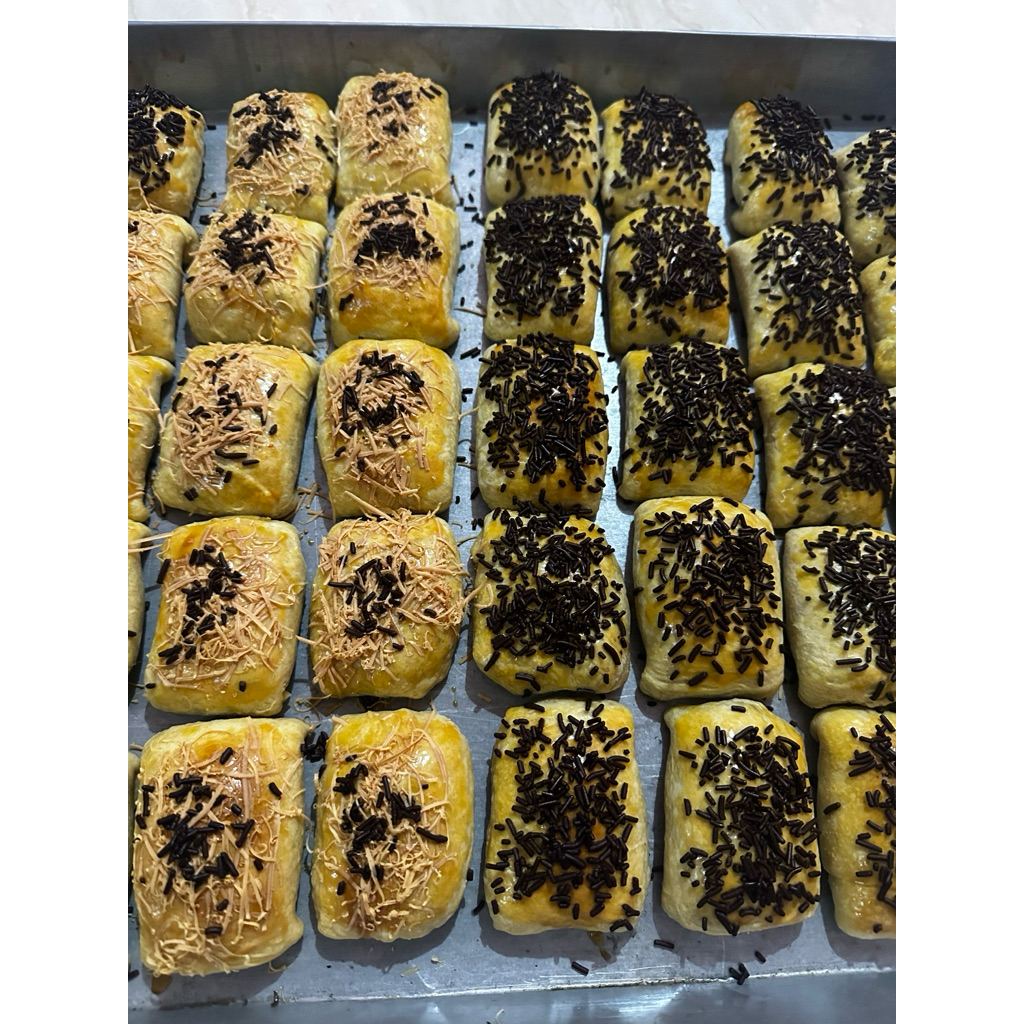 

Bolen Pisang Coklat / Keju