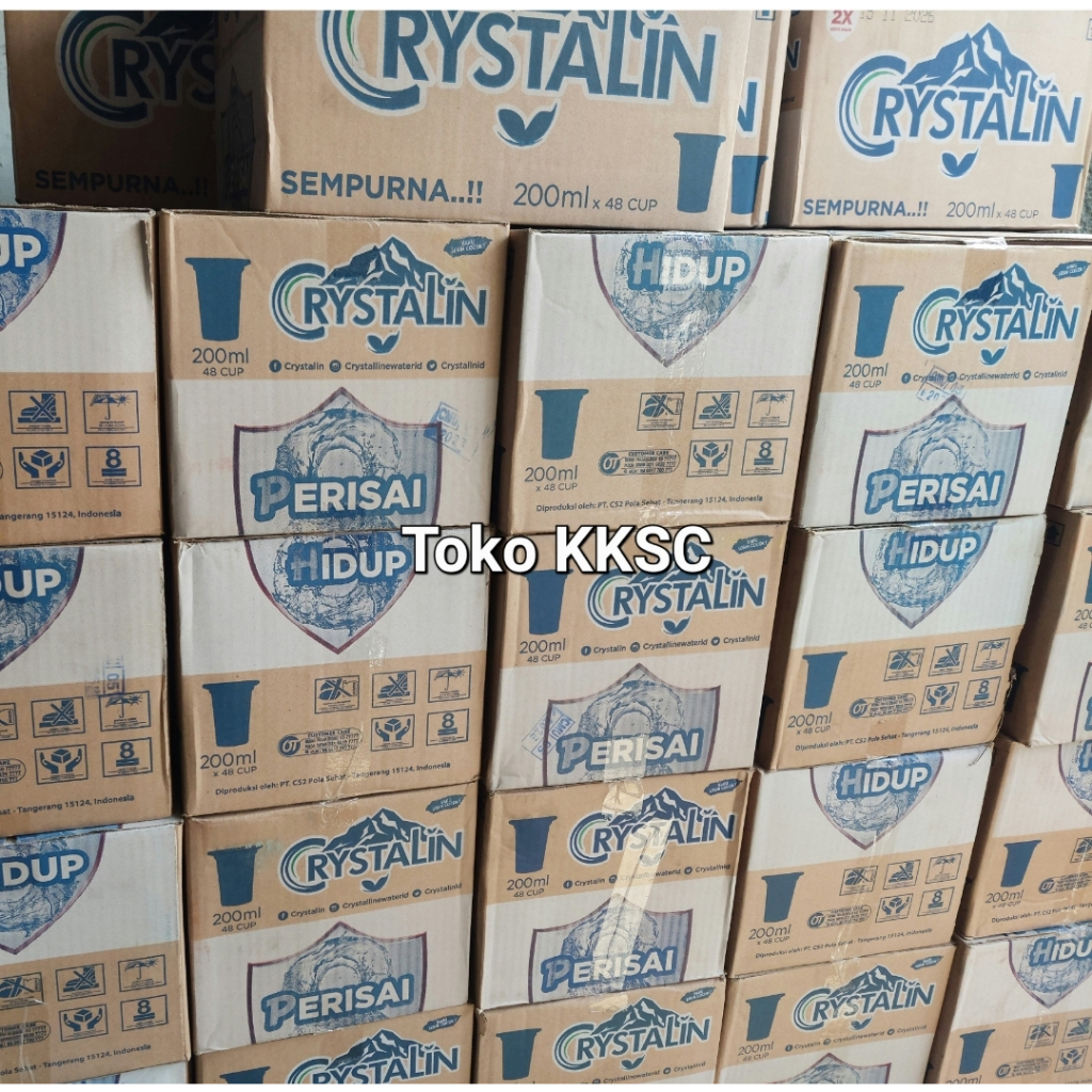 

1 DUS Air minum CRYSTALIN 200ml x 48 Cup / kurir instan