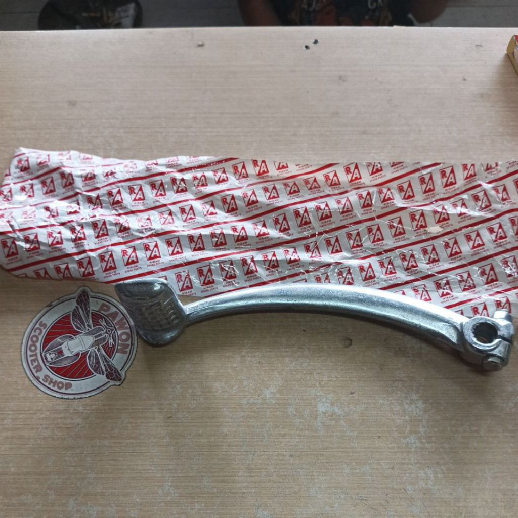 SELAHAN KICK STATER ENGKOLAN VESPA SUPER SPRINT