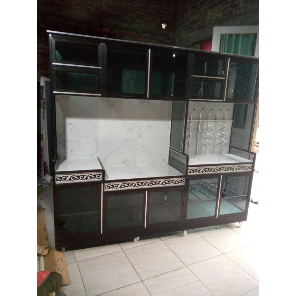 almari dapur