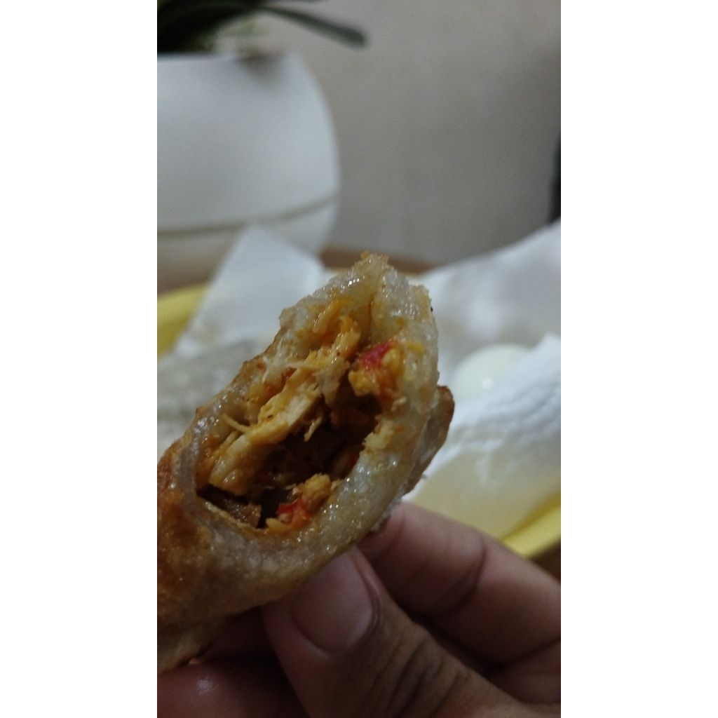 

Cireng Isi Ayam Suwir FROZEN