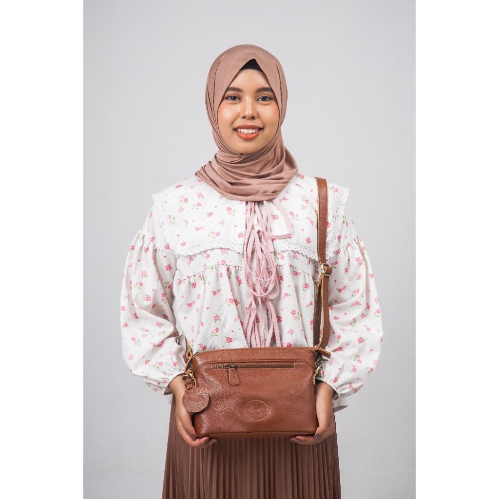 Slingbag/ TAS SELEMPANG WANITA "AQILA" anantio
