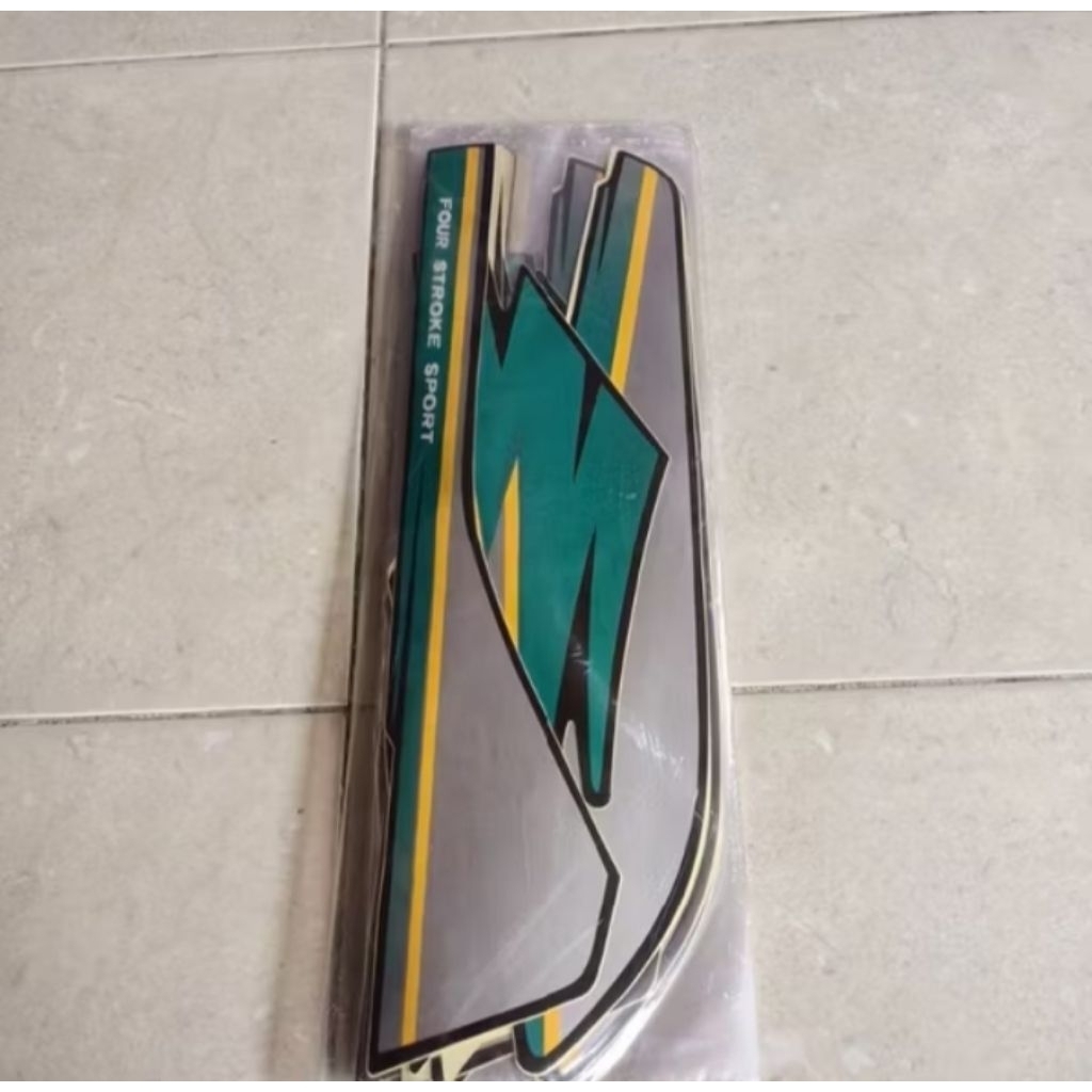 Striping stiker Honda GL Max tahun 1995 hijau
