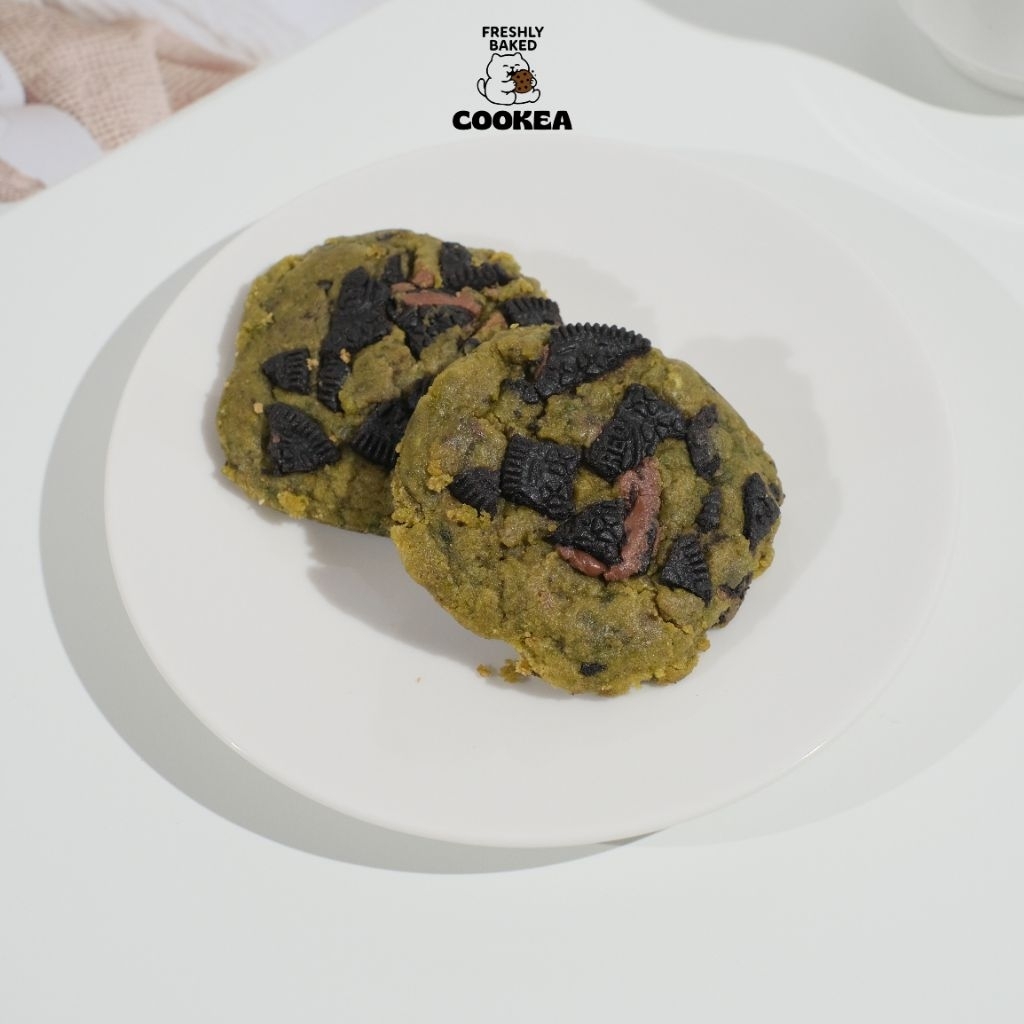 

Matcha Oreo Cookies by Cookea