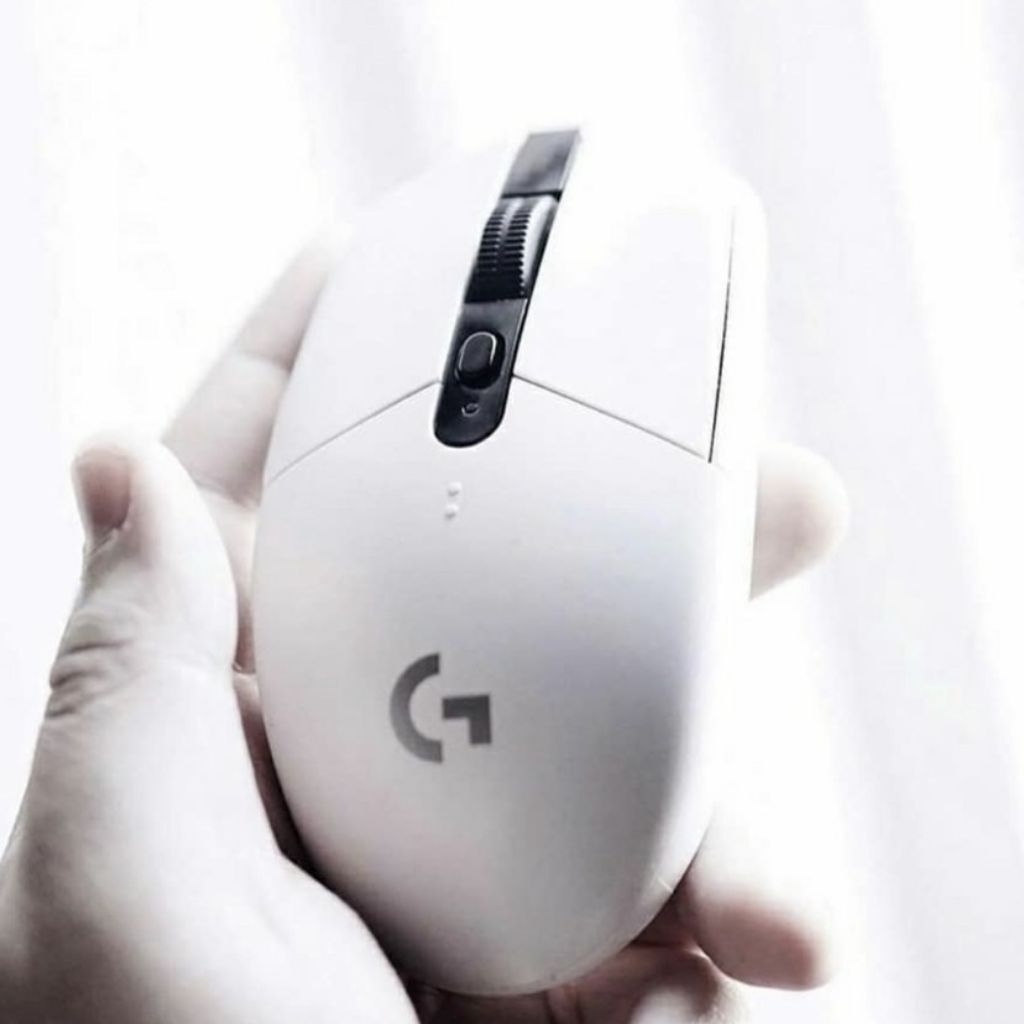 Logitech G304 Second