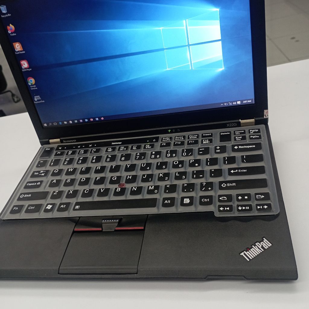Laptop Lenovo Thinkpad X220i Core i3 ram 4 gb 12.5 inc murah
