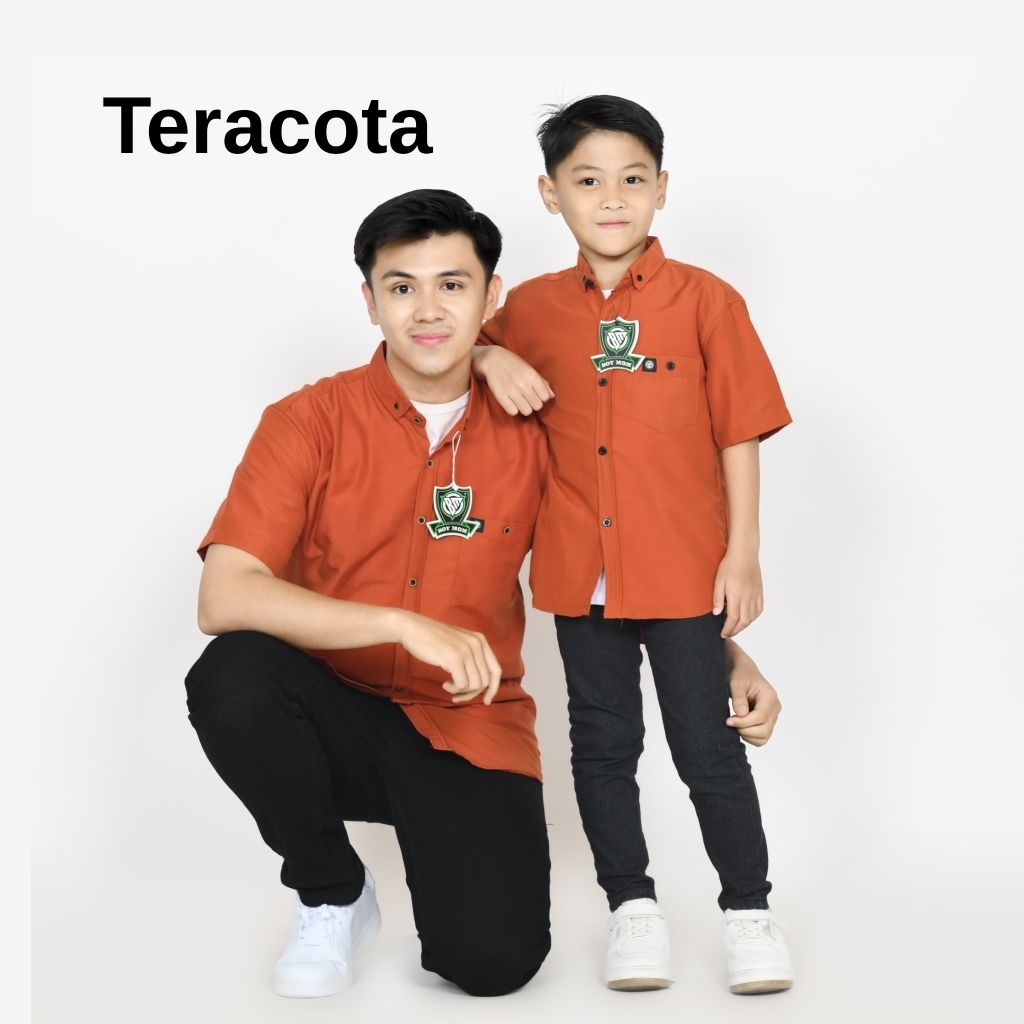 TERACOTA KEMEJA POLOS COUPLE AYAH DAN ANAK KEMEJA COUPLE DEWASA DAN ANAK