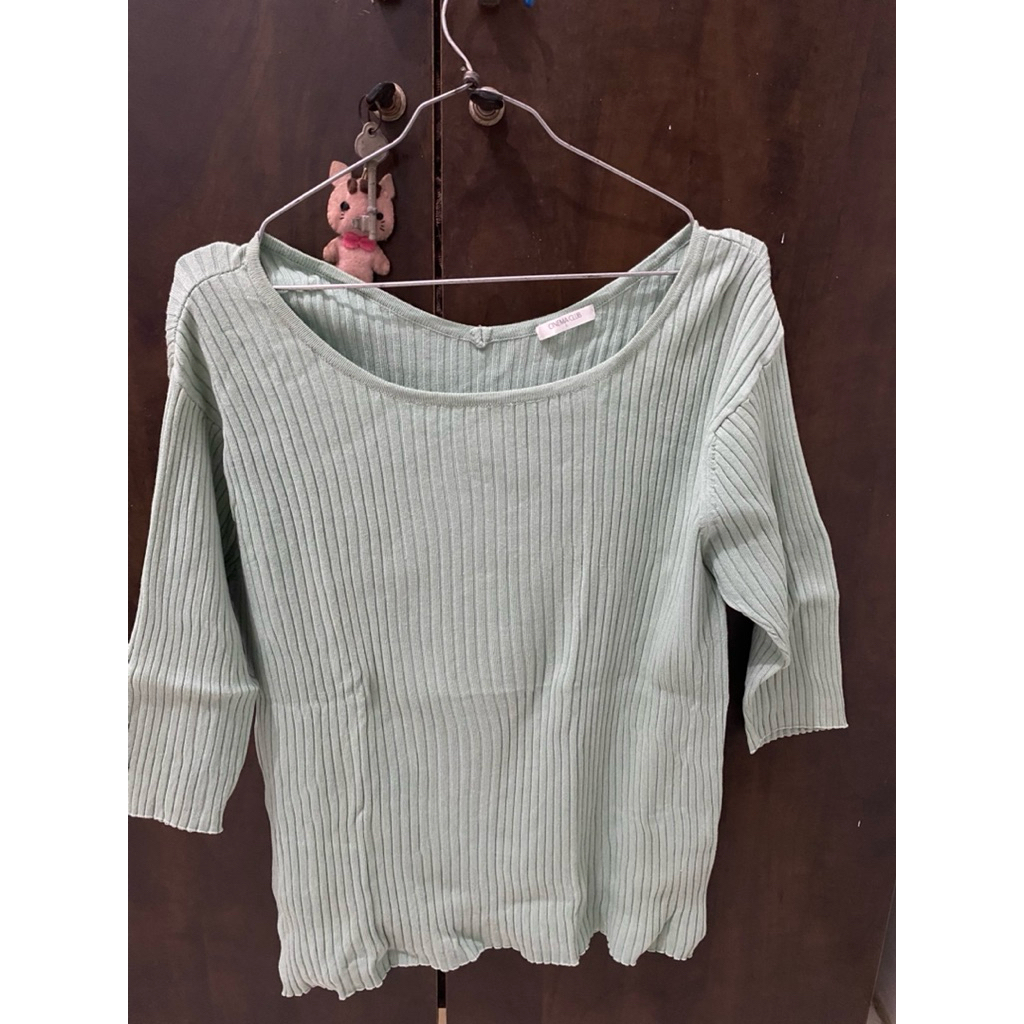 Baju semi off shoulder