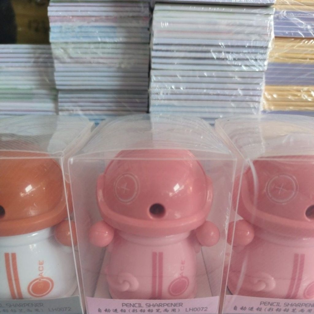 

Rautan Pensil Astronot Lucu/ Ongotan Pensil Astronot Lucu/ Orotan Pensil Astronot Lucu