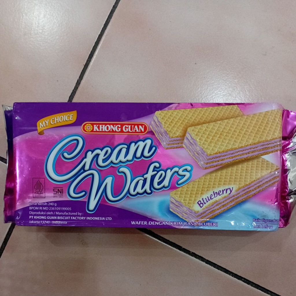 

Khong Guan Cream Wafers 240gr 1 Bungkus