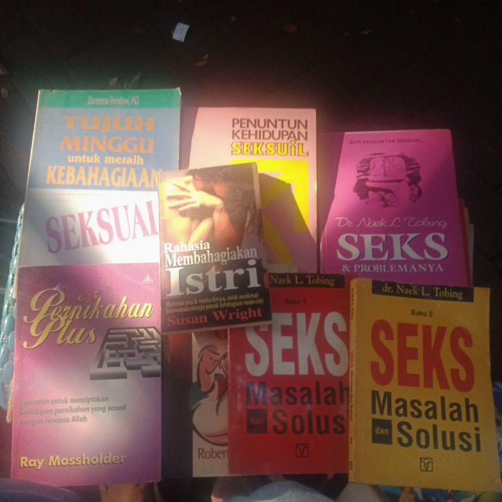 Buku seri kesehatan seksual