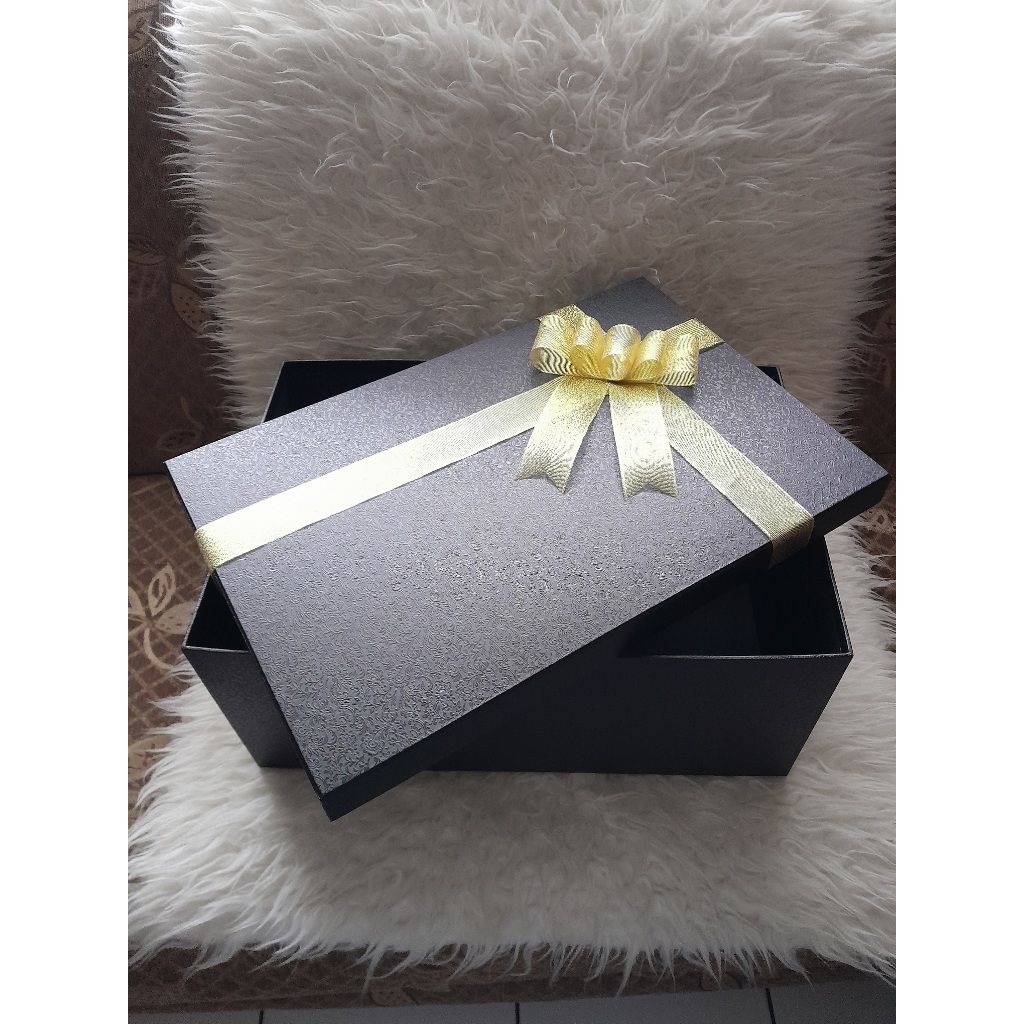 

Gift Box Size 55x40x15 / Kotak Kado Besar / Box Jumbo