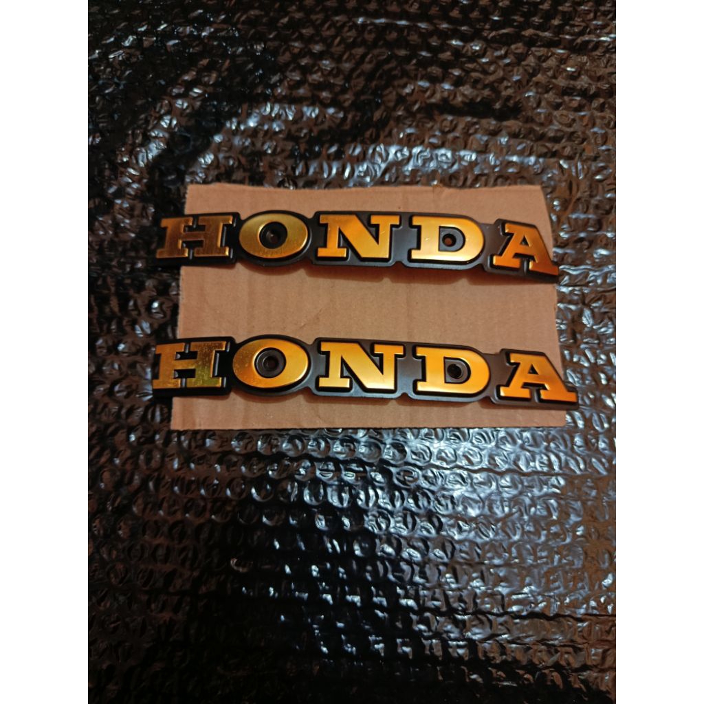EMBLEM TANGKI BENSIN HONDA CG125 cg125 cb100 k5 original set