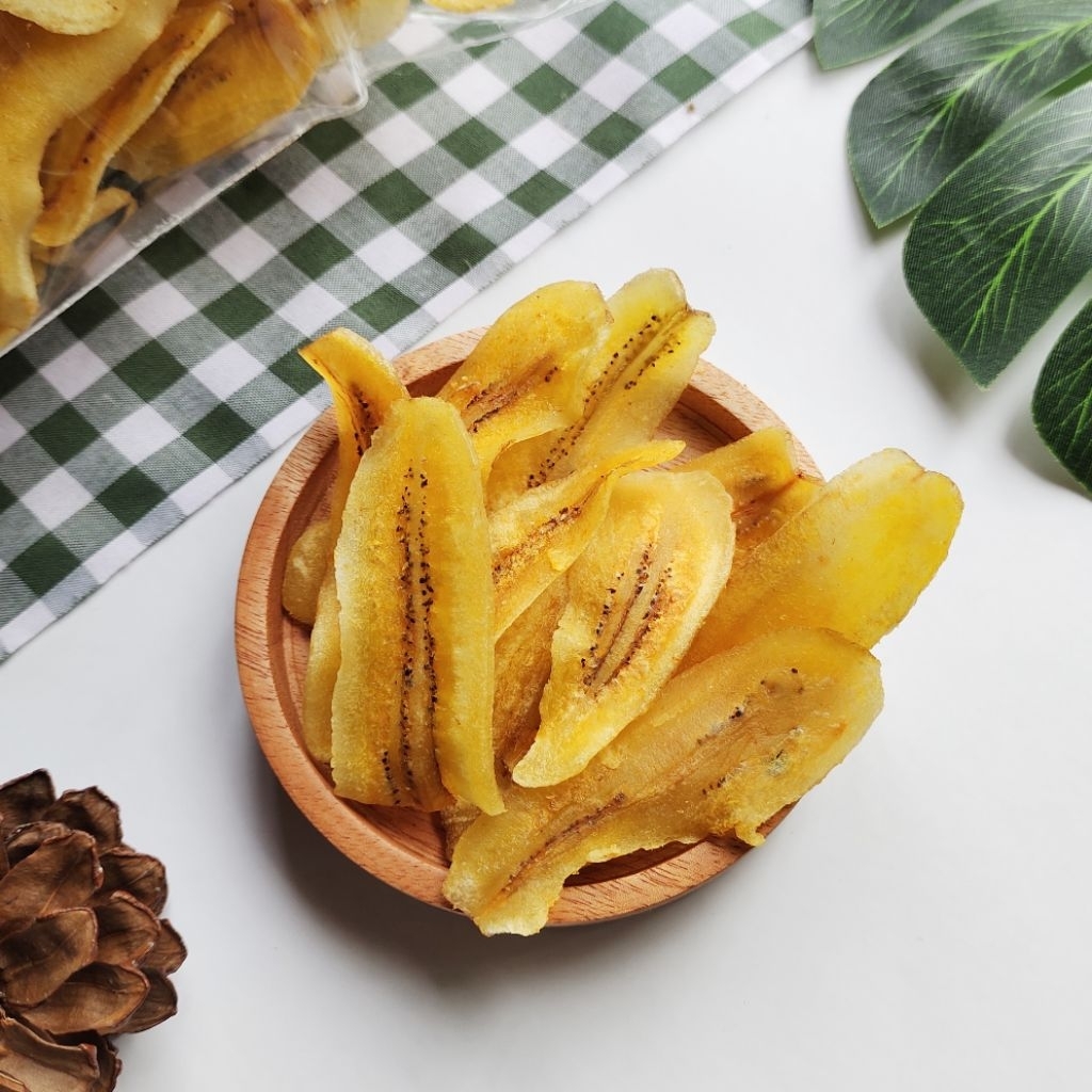 

½kg - 1 kg kripik pisang asin / manis | cemilan enak / snack kiloan