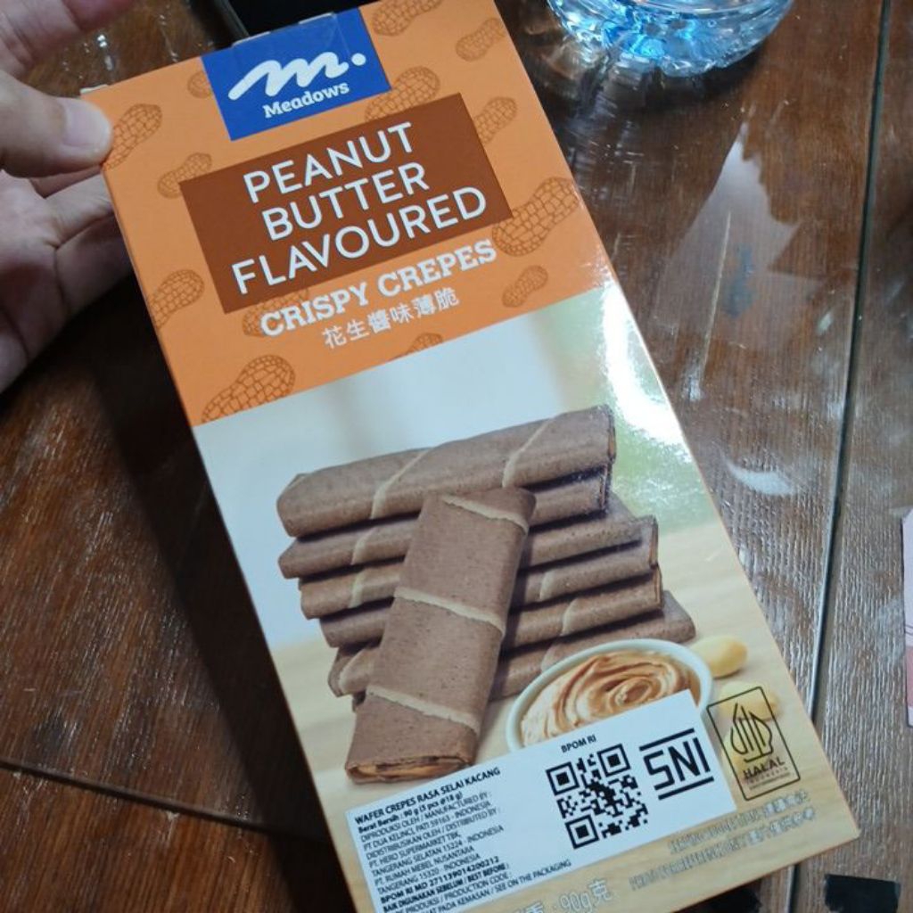 

Meadows Biskuit crepes tipis renyah peanut butter 90g crispy crepes