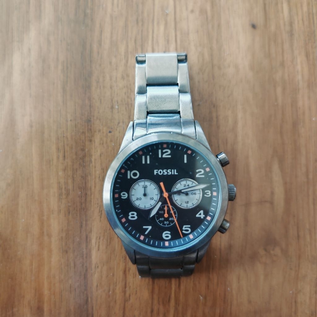 Jam Tangan Pria Preloved