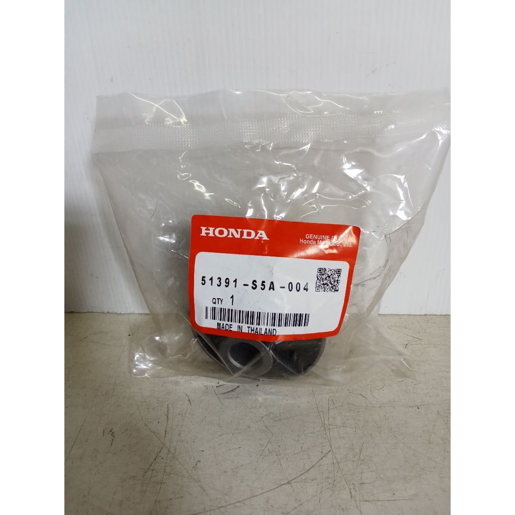 Bushing lower arm depan besar CRV 2003 Civic 2001 Stream