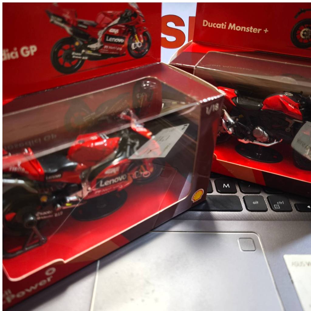 shell ducati desmosedici & ducati monster