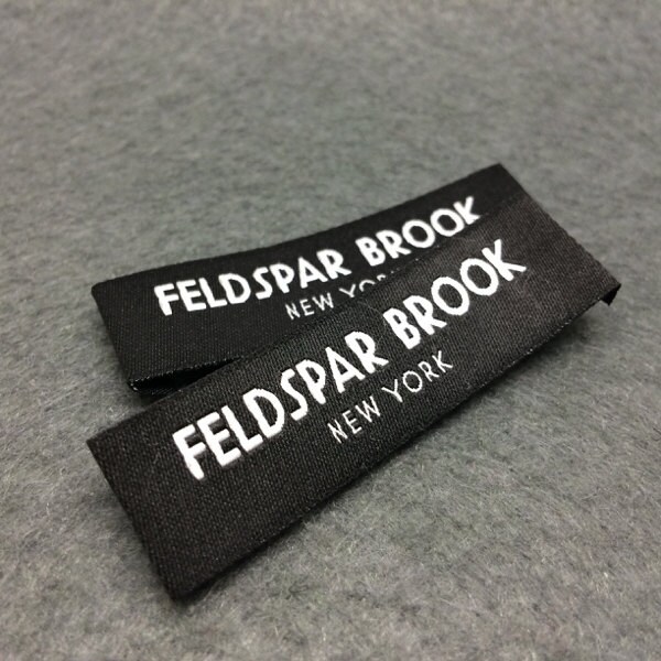 

label woven custom 2X4cm | label nama | cetak rajut | bahan premium | label murah